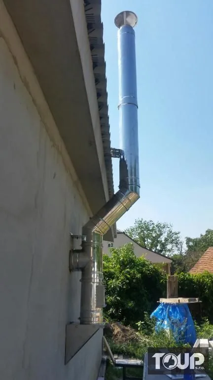 Vysoký nerezový komínový systém – realizácia Spišská Nová Ves, TOUP
